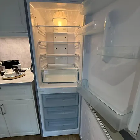 Local-lux F4 - Free Parking & Balcony Kecskemet
